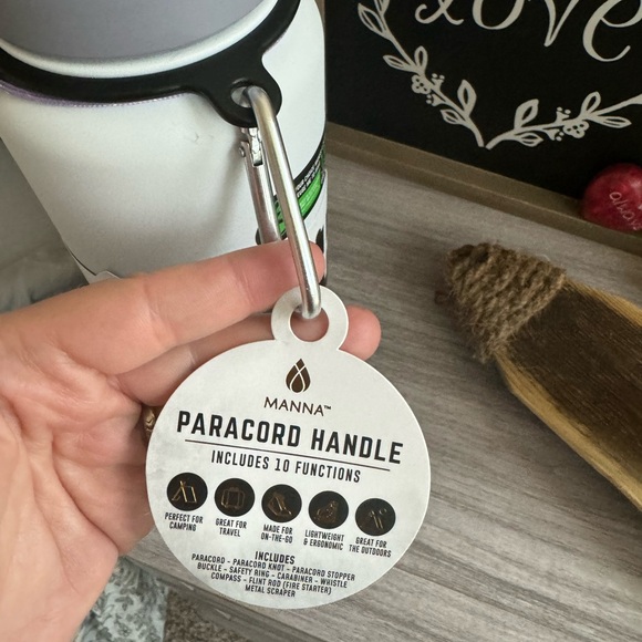 NWT Zenith with dual function lid bottle - Picture 5 of 7